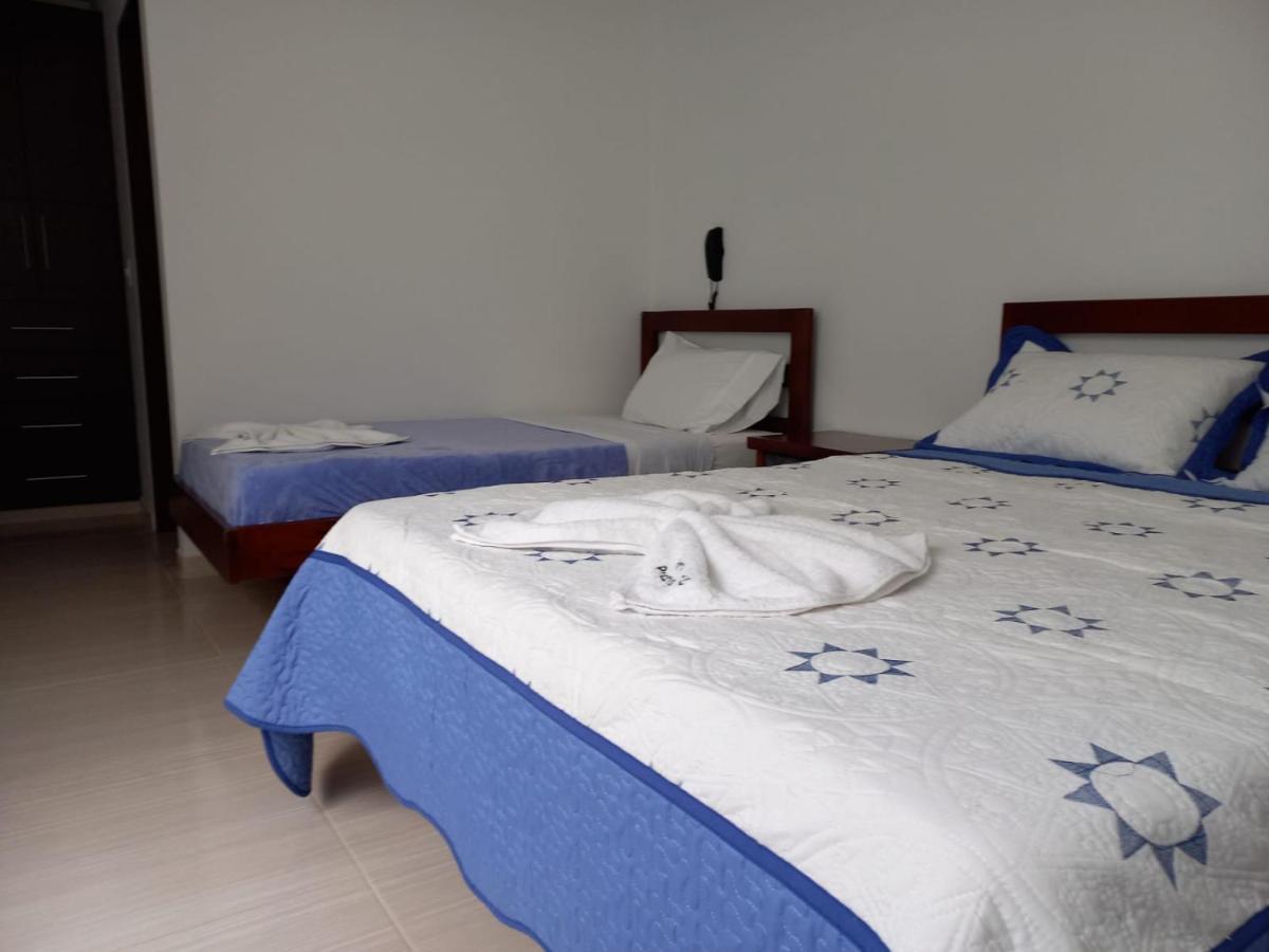 Hotel Prestigio Jc Sogamoso Exteriör bild
