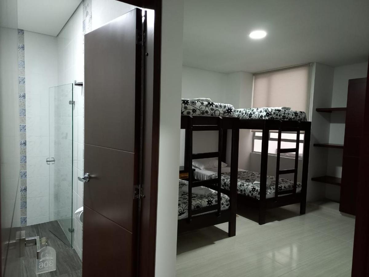 Hotel Prestigio Jc Sogamoso Exteriör bild