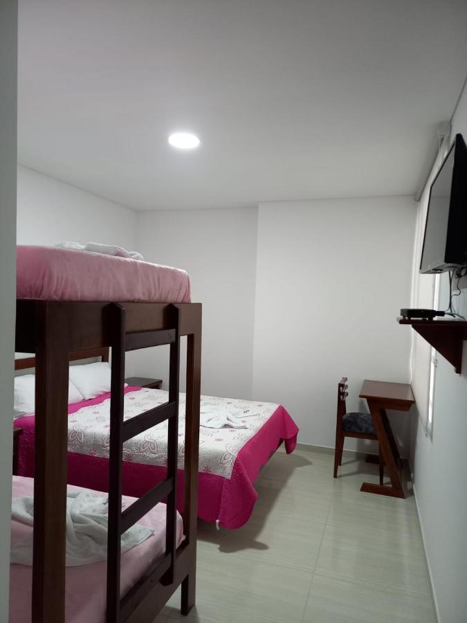 Hotel Prestigio Jc Sogamoso Exteriör bild